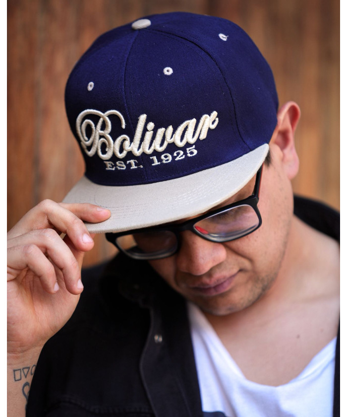 ⁠Gorras 2025 azul y beige