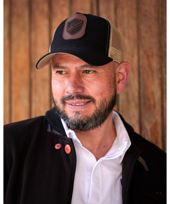 Gorras 2025 Negro y Cafe