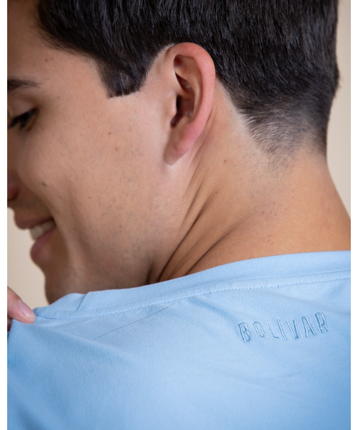 POLERA "CB" CELESTE