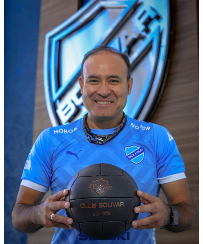 Pelota vintage de cuero con...