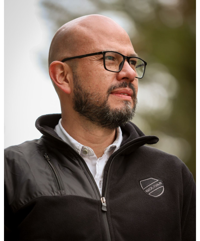 QUECHUA NEGRO ESC. BOLIVAR